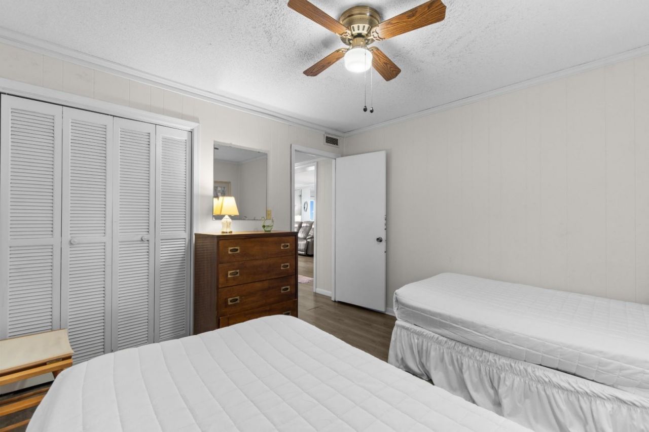 6000 N Ocean Blvd. Photo 17