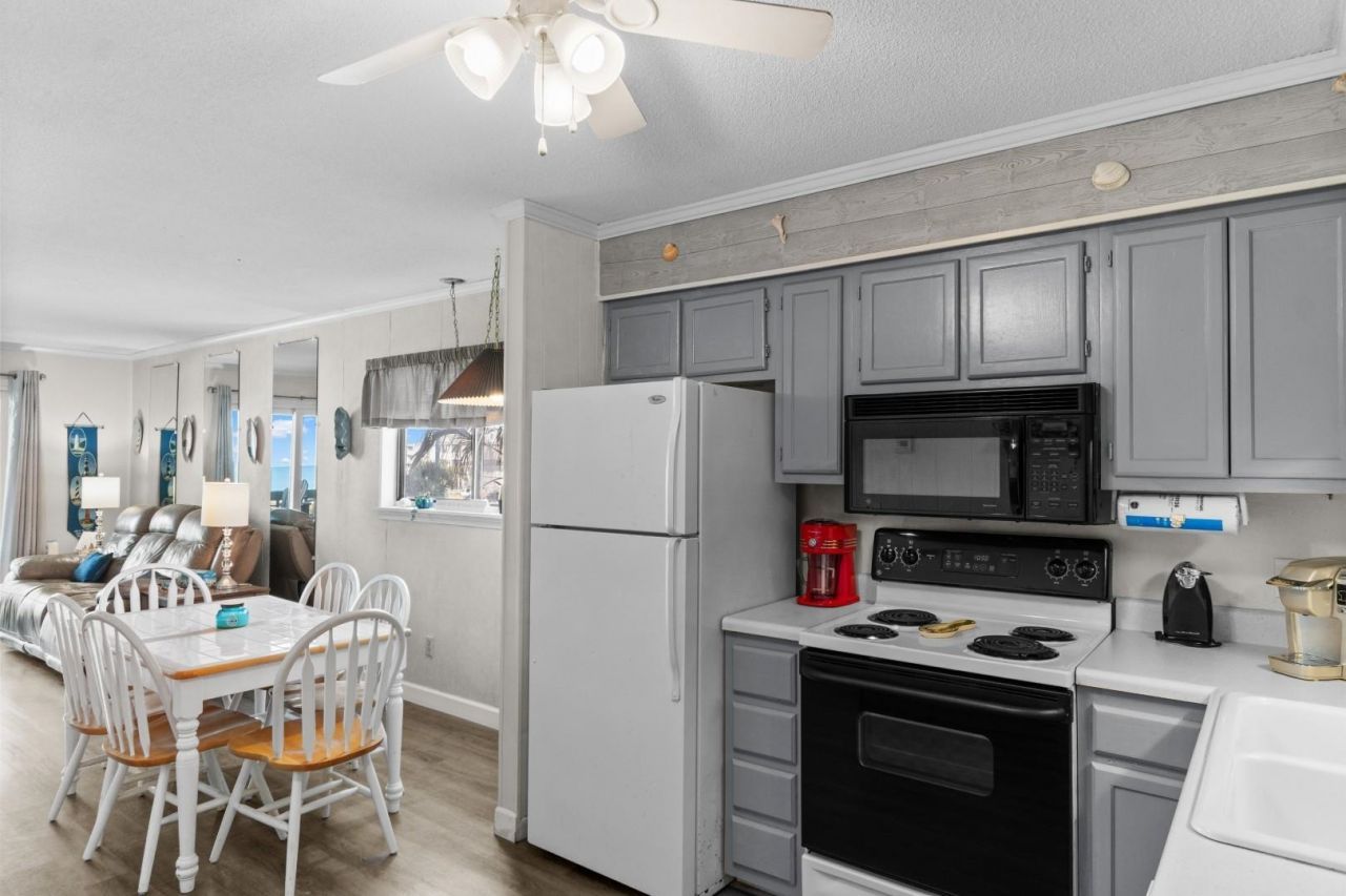 6000 N Ocean Blvd. Photo 9