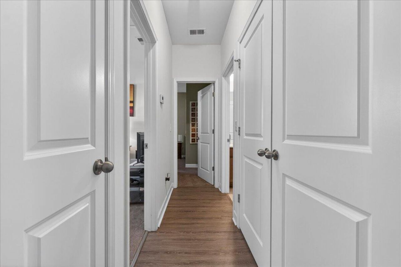 3654 Pimmit Place Photo 5