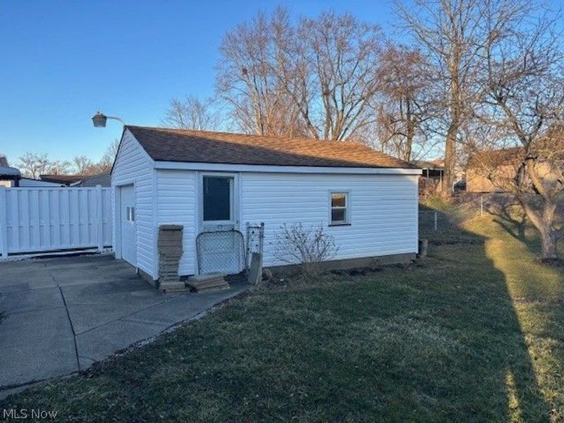 1407 Gypsy Lane, Niles, OH 44446 Photo 25