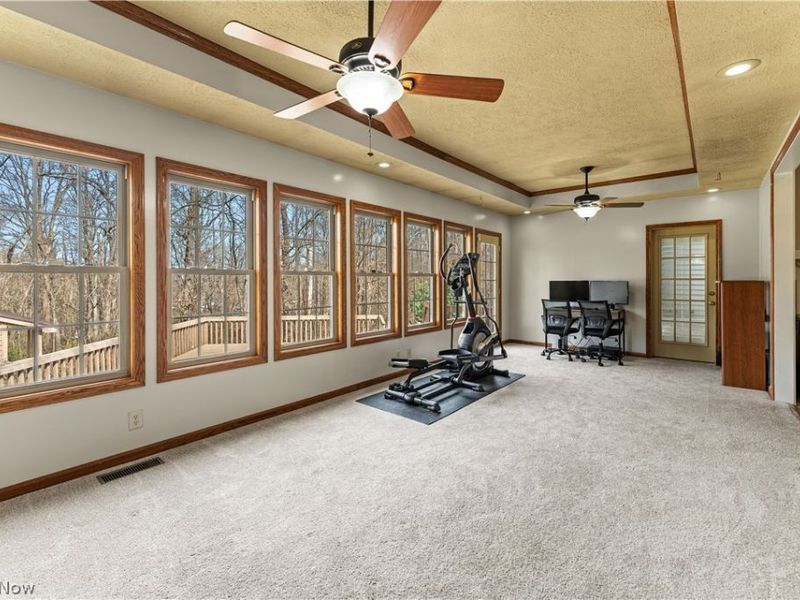 1215 Greenmont Circle, Vienna, WV 26105 Photo 19