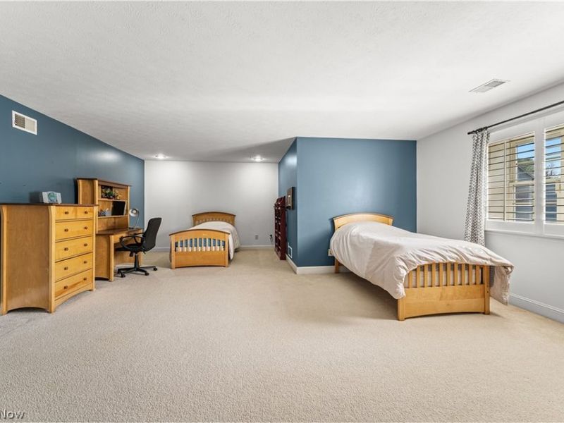 1215 Greenmont Circle, Vienna, WV 26105 Photo 32