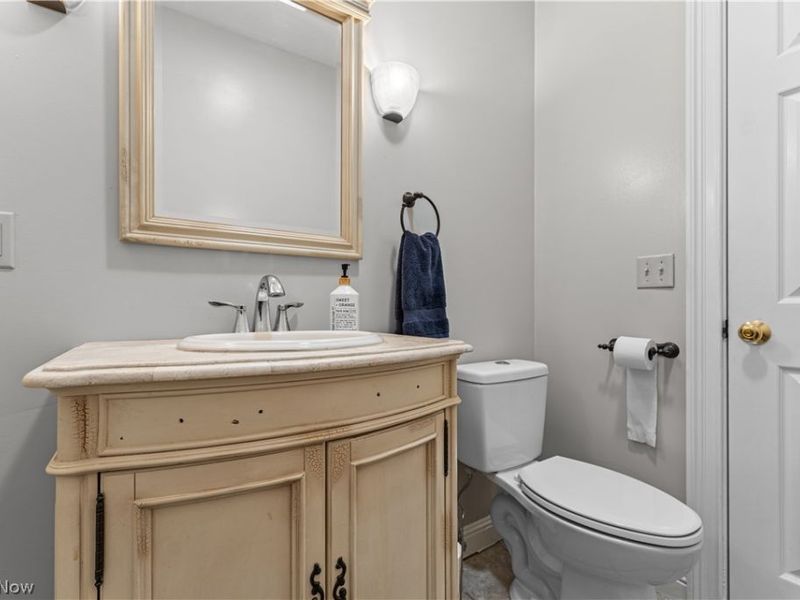 1215 Greenmont Circle, Vienna, WV 26105 Photo 36