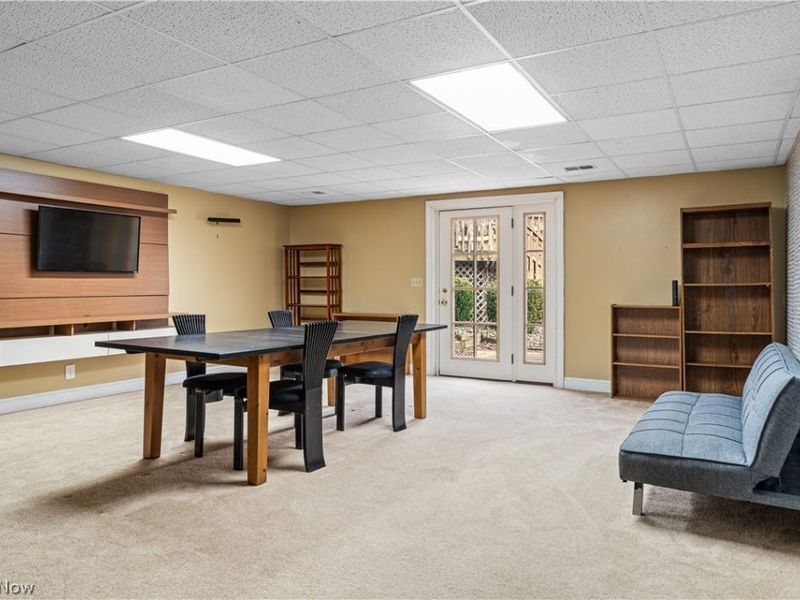 1215 Greenmont Circle, Vienna, WV 26105 Photo 39