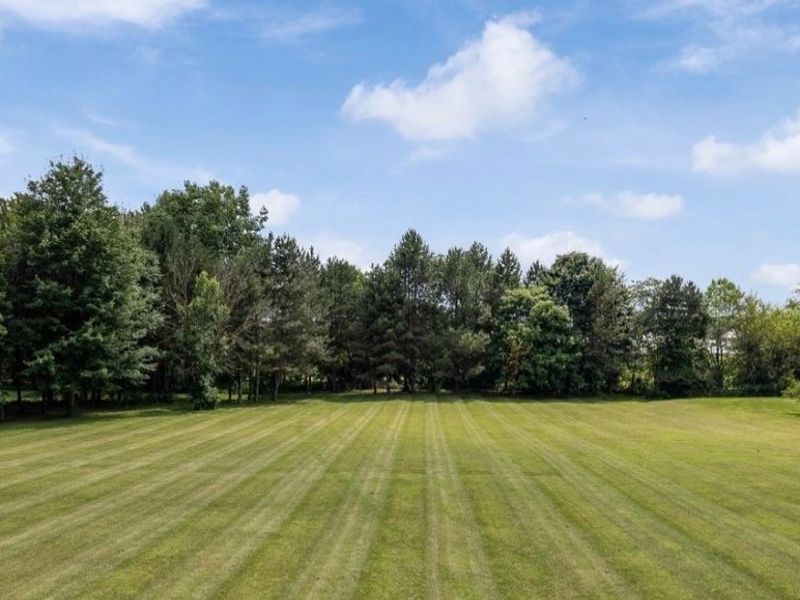 9825 Fox Knoll Drive, Orrville, OH 44667 Photo 27