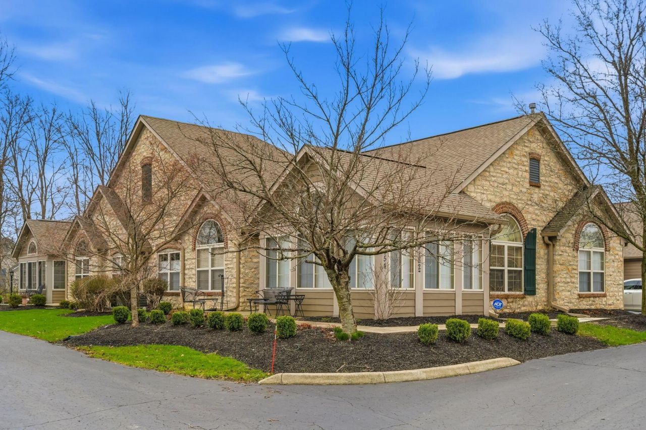 4154 Windbud Drive, Unit 10, New Albany, OH 43054 Main Photo