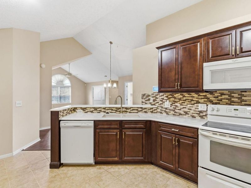 4154 WINDBUD Drive , Unit 10, New Albany, OH 43054 Photo 11