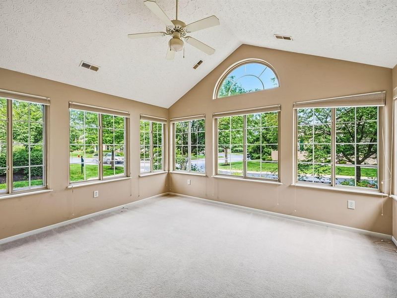 4154 WINDBUD Drive, Unit 10, New Albany, OH 43054 Photo 14