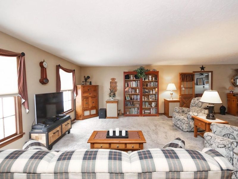 13399 Old Mansfield Road , Mount Vernon, OH 43050 Photo 6