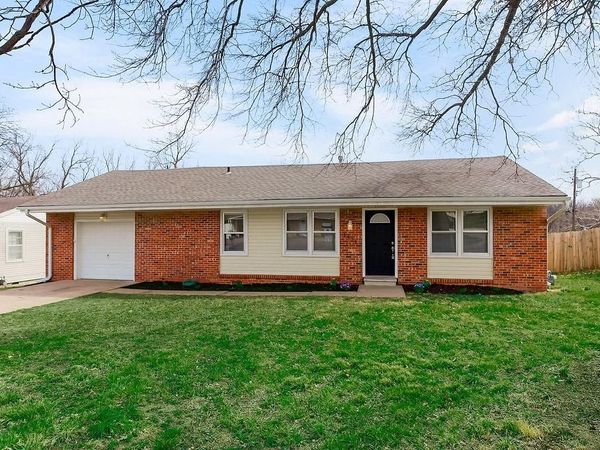 1421 Cherokee Street, Leavenworth, KS 66048