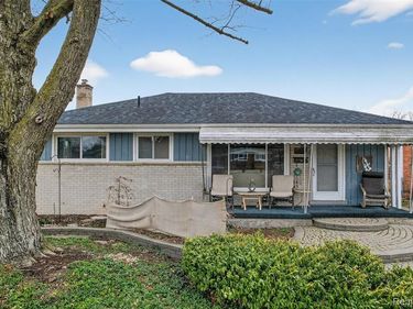 33604 Alvin Street, Garden City, MI 48135