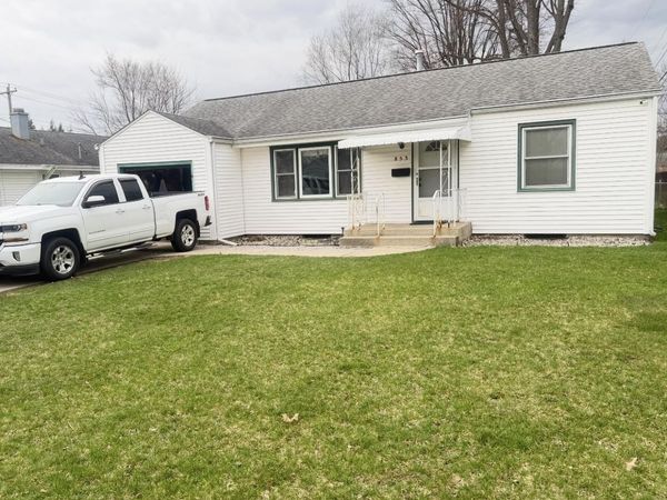 853 Sylvan Lane, South Bend, IN 46619