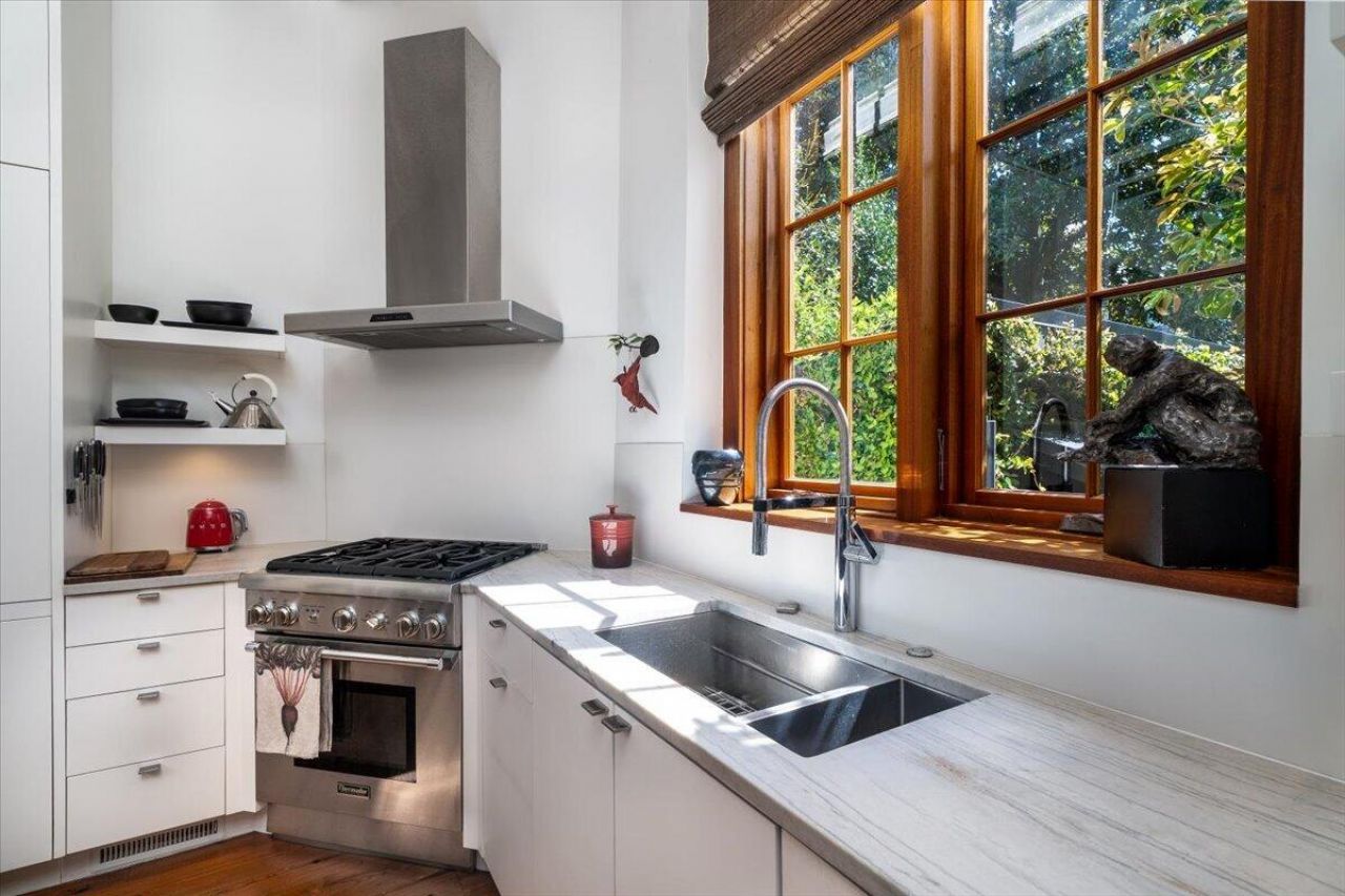 41 Society Street Photo 18