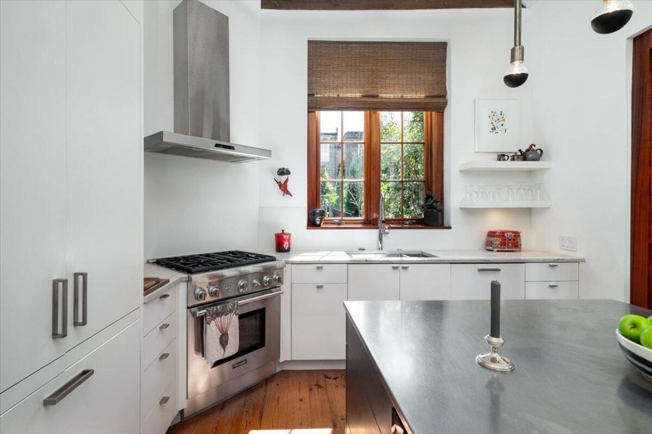 41 Society Street Photo 21