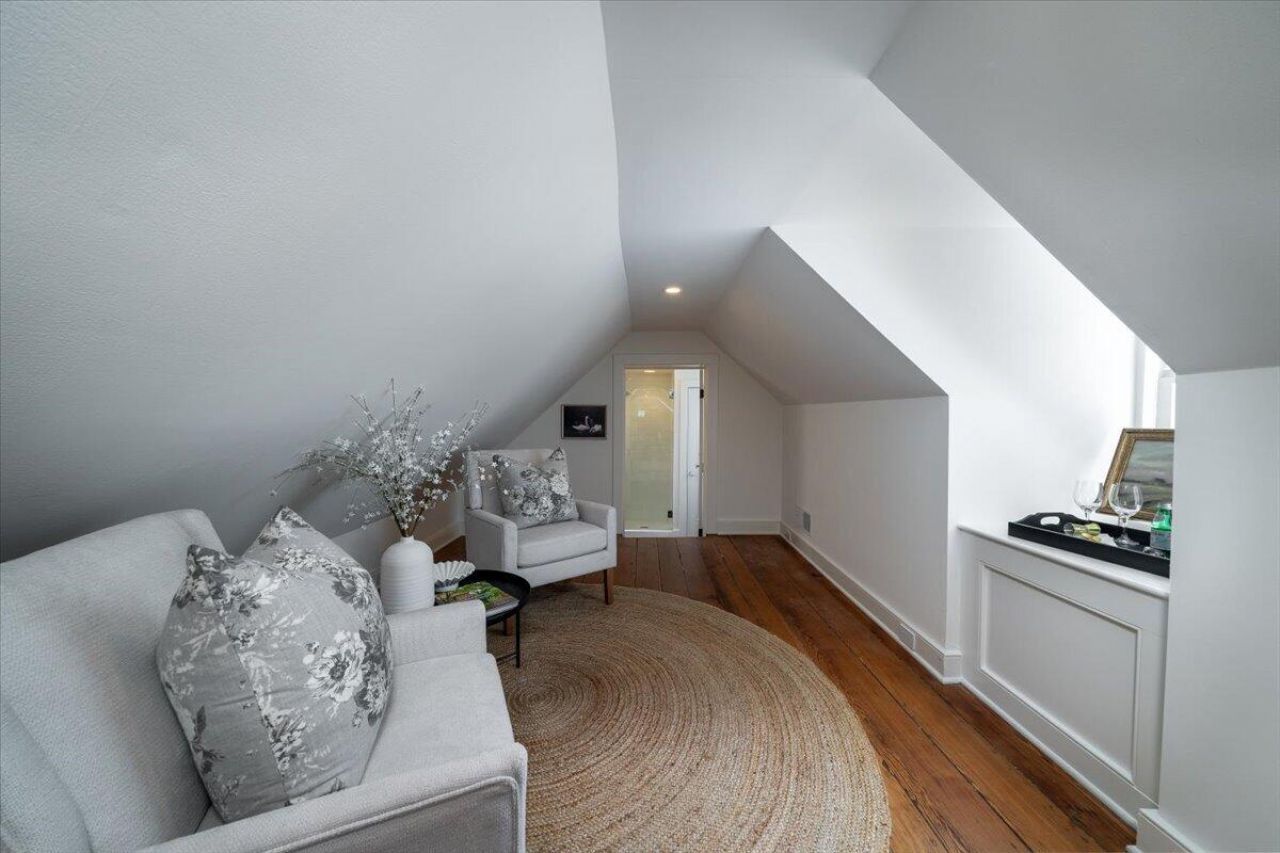 41 Society Street Photo 44