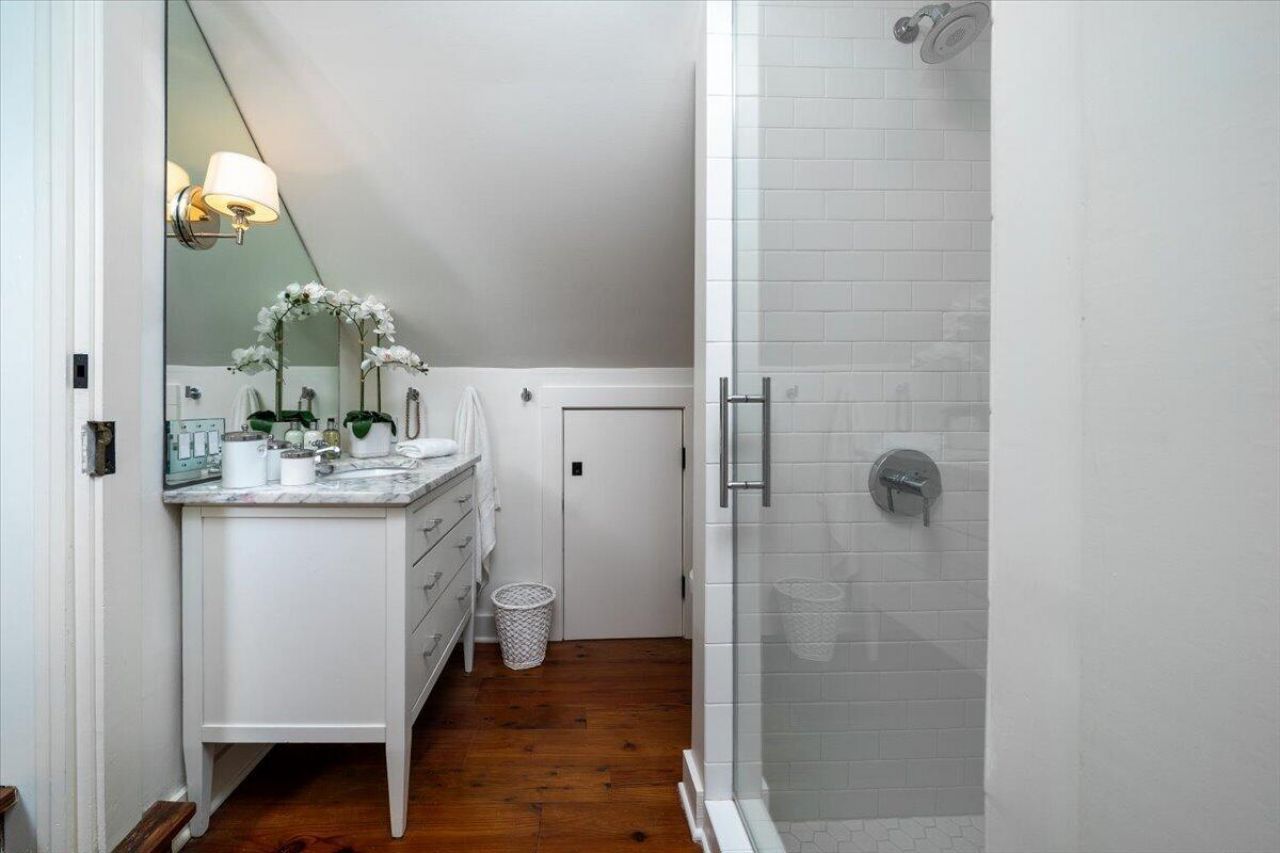 41 Society Street Photo 45