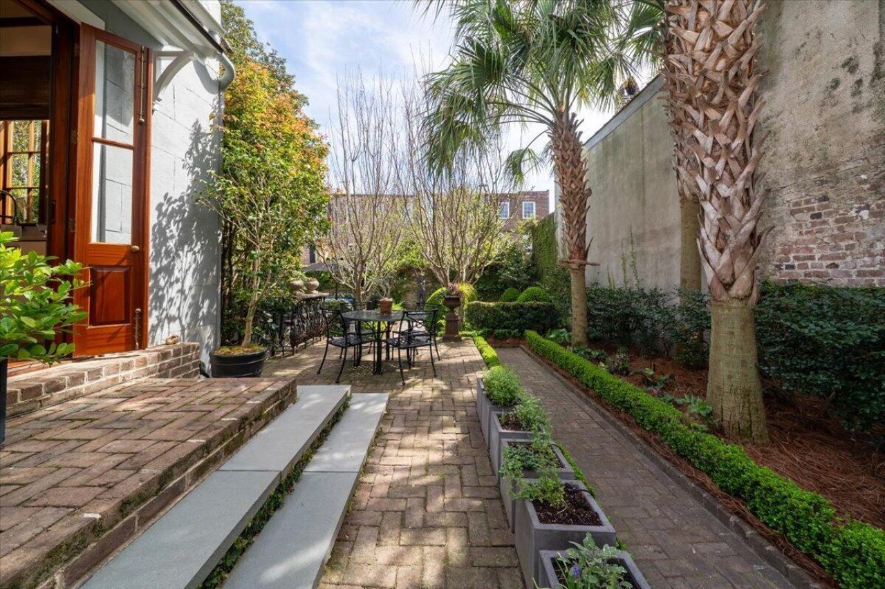 41 Society Street Photo 51