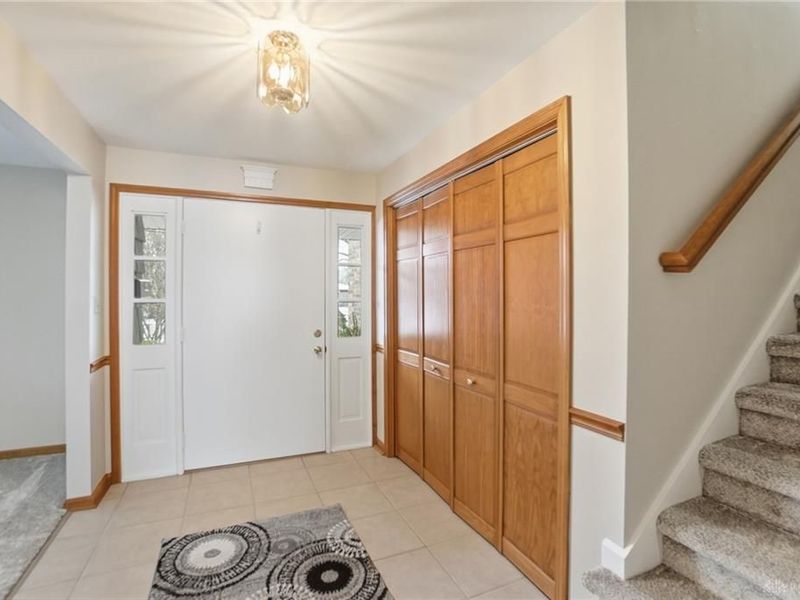 190 N Village Drive, Centerville, OH 45459 Photo 10