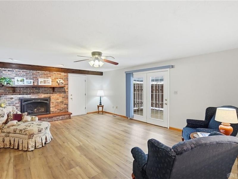 190 N Village Drive, Centerville, OH 45459 Photo 20