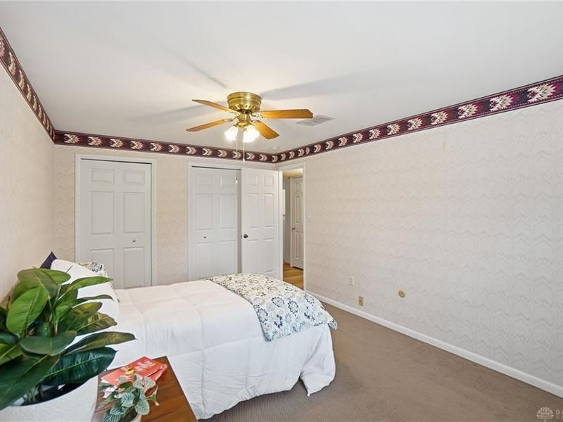 190 N Village Drive, Centerville, OH 45459 Photo 24