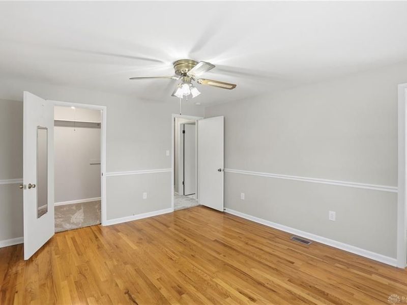 190 N Village Drive, Centerville, OH 45459 Photo 28