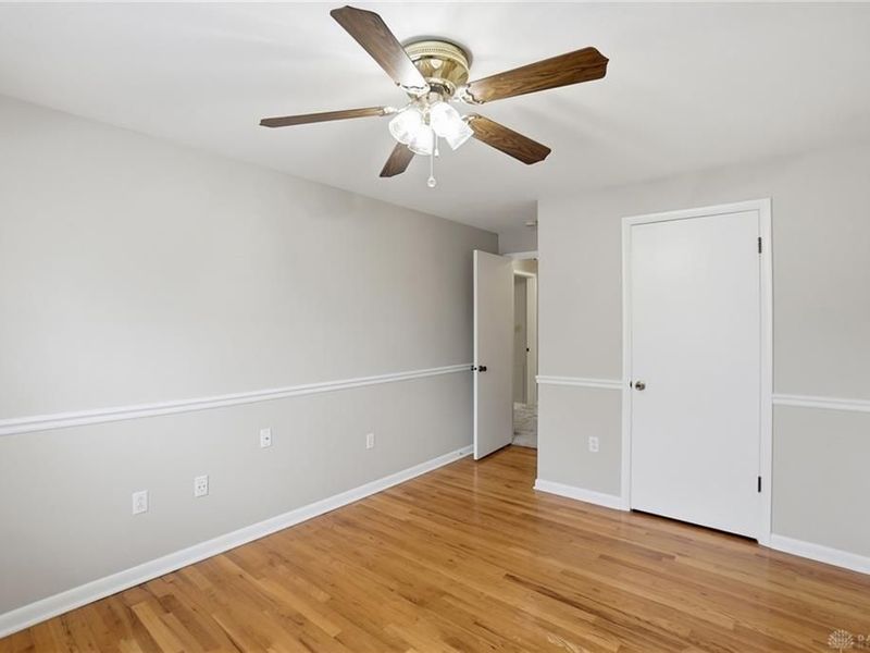 190 N Village Drive, Centerville, OH 45459 Photo 34