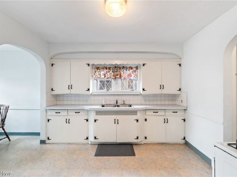 2330 16th Street, Cuyahoga Falls, OH 44223 Photo 11