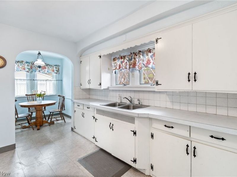 2330 16th Street, Cuyahoga Falls, OH 44223 Photo 12