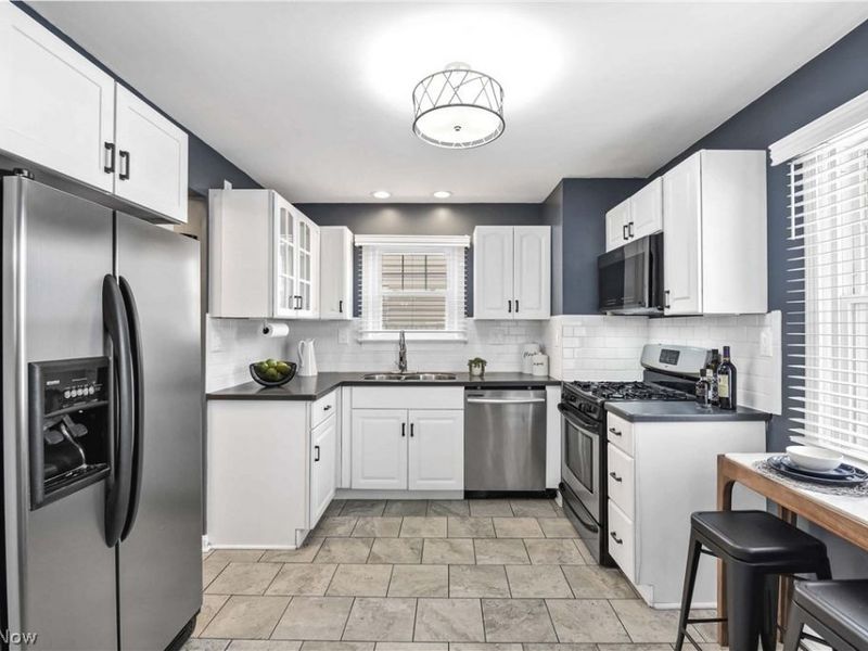 3154 W 162 Street , Cleveland, OH 44111 Photo 4