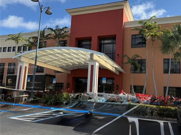 925 NE 30th Ter, Unit 312, Homestead, FL 33033