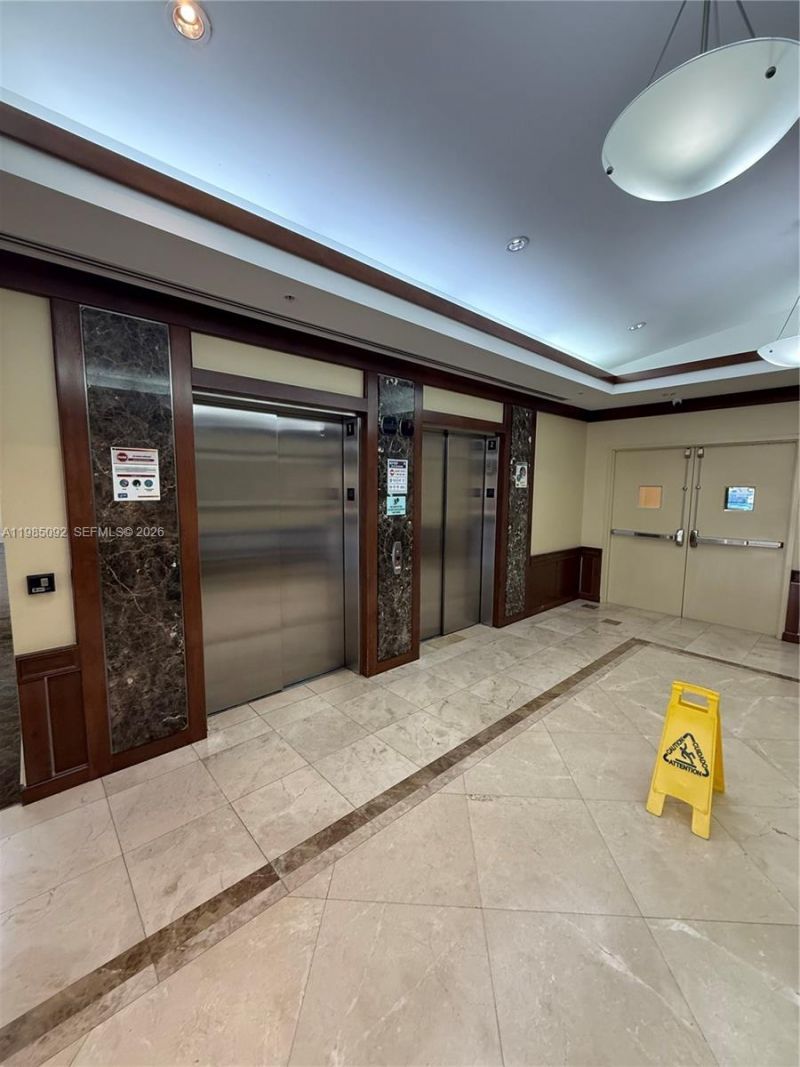 925 NE 30th Ter, Unit 312, Homestead, FL 33033 Photo