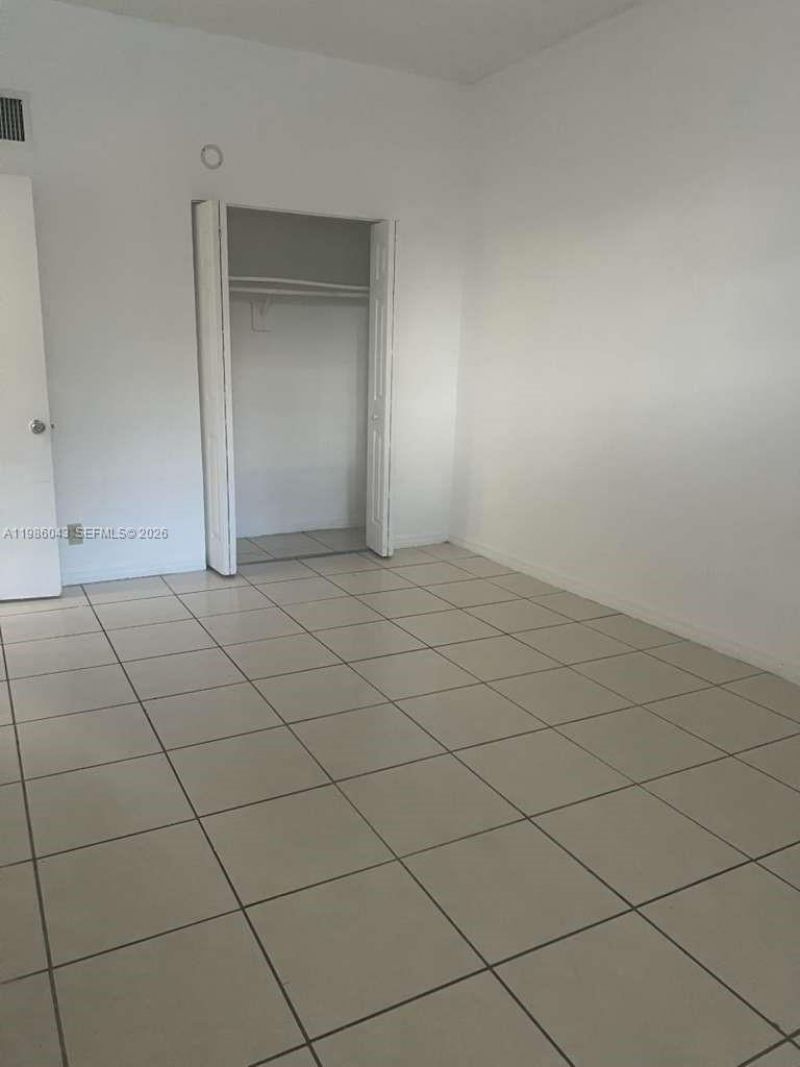 4550 NW 9th St , Unit 114E, Miami, FL 33126 Photo