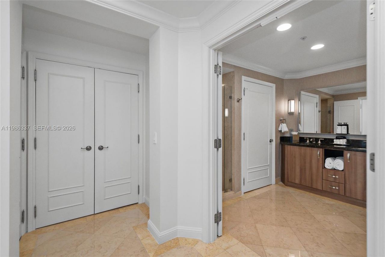 601 N Fort Lauderdale Beach Blvd, Unit 713, Fort Lauderdale, FL 33304 Photo