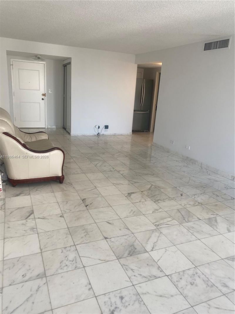 230 174th St , Unit 1206, Sunny Isles Beach, FL 33160 Photo