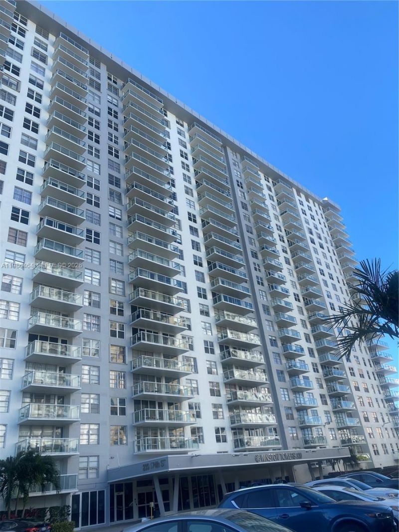 230 174th St , Unit 1206, Sunny Isles Beach, FL 33160 Photo