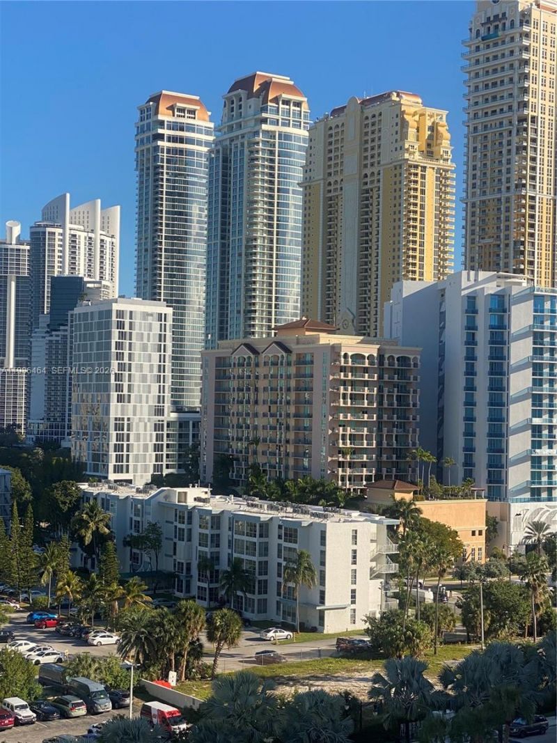 230 174th St , Unit 1206, Sunny Isles Beach, FL 33160 Photo