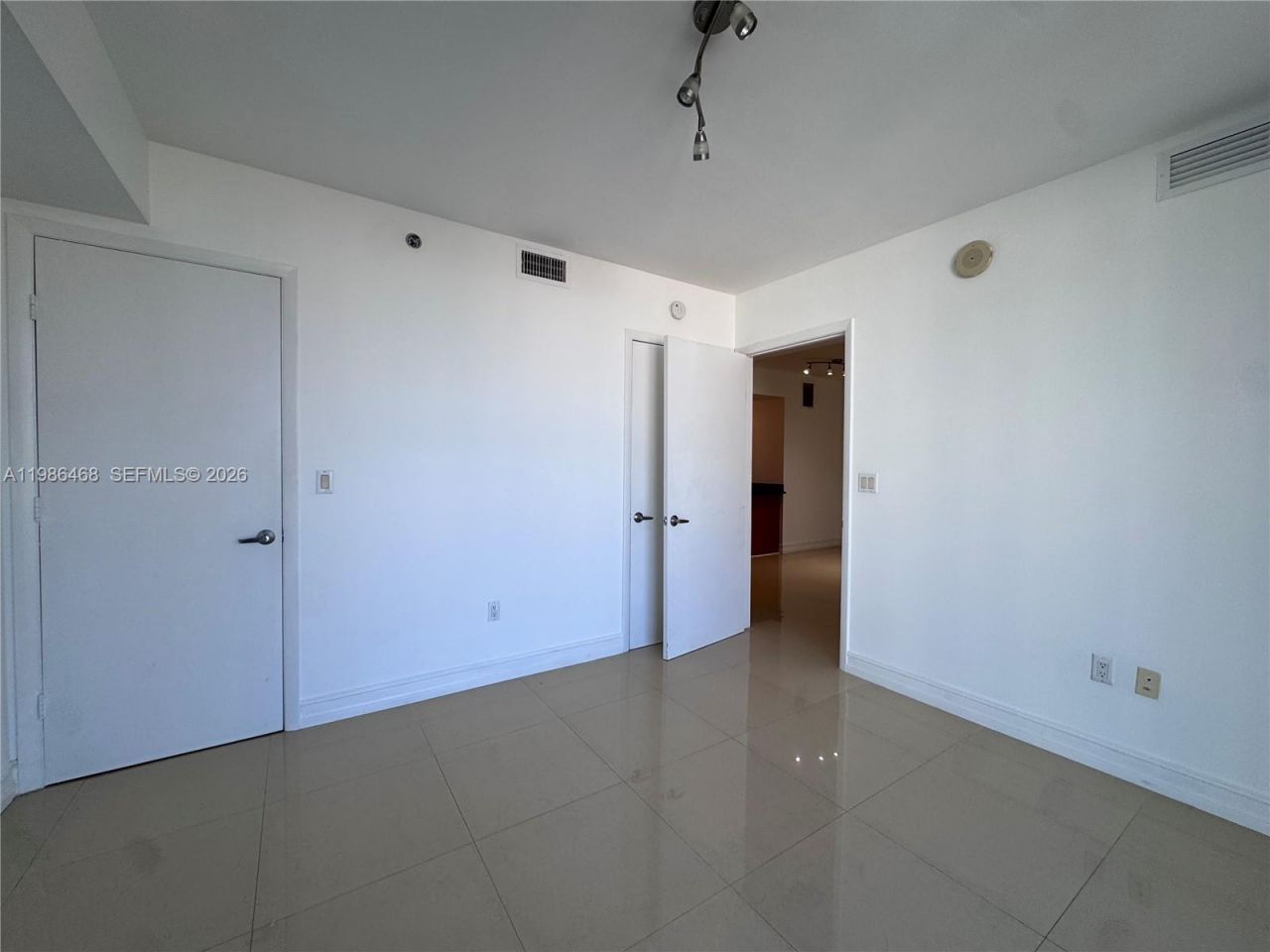 50 Biscayne Blvd, Unit 2507, Miami, FL 33132 Photo