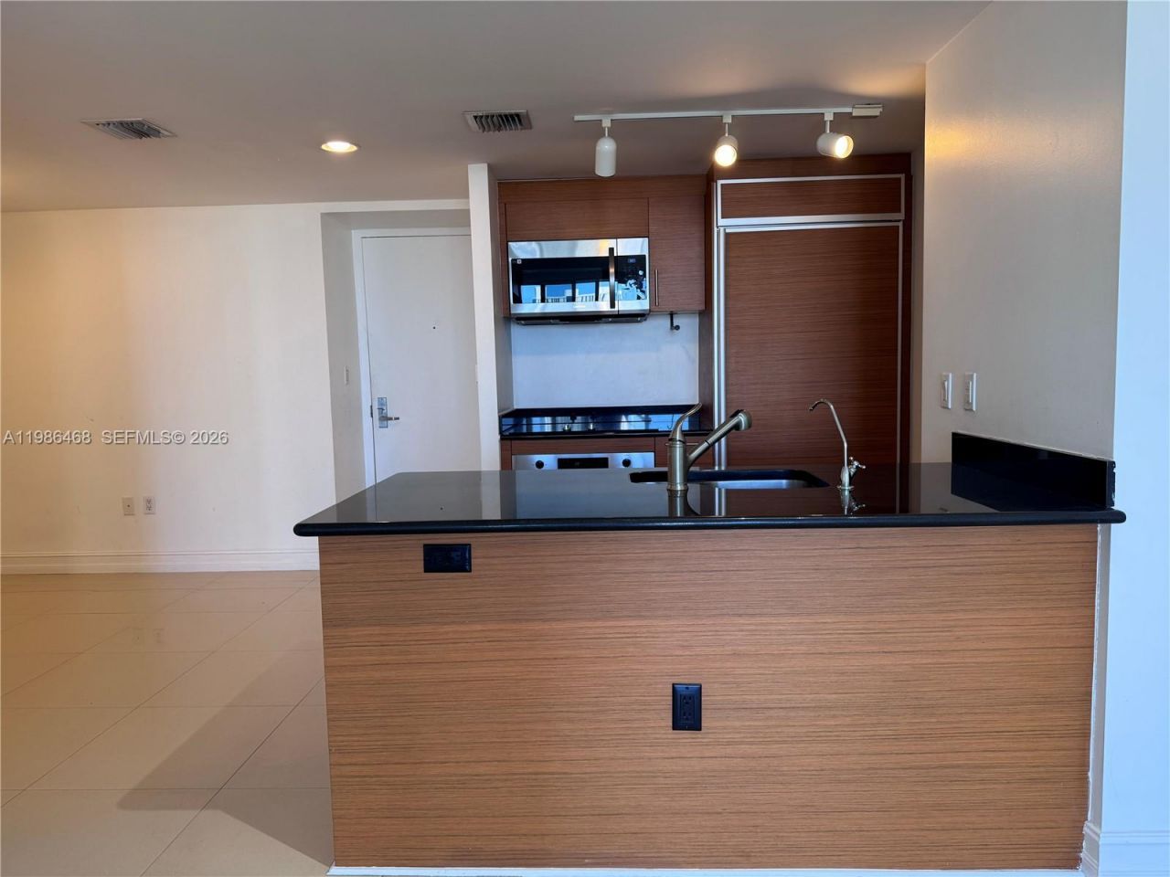 50 Biscayne Blvd , Unit 2507, Miami, FL 33132 Photo