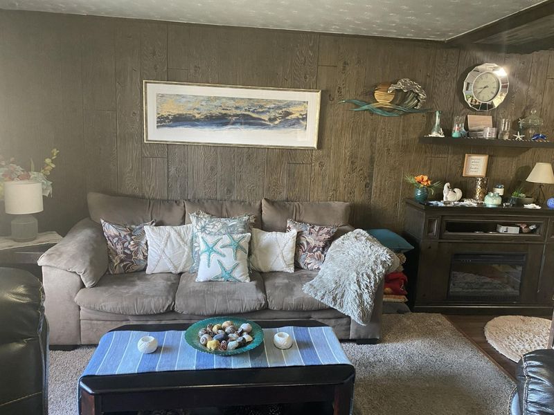 424 Lincolnshire Road, Columbus, OH 43230 Photo 2