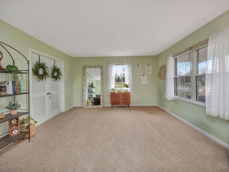 6 Fieldcrest Avenue, Oxford, OH 45056 Photo 3