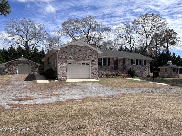 4 Taylor Mill Road, Eure, NC 27935