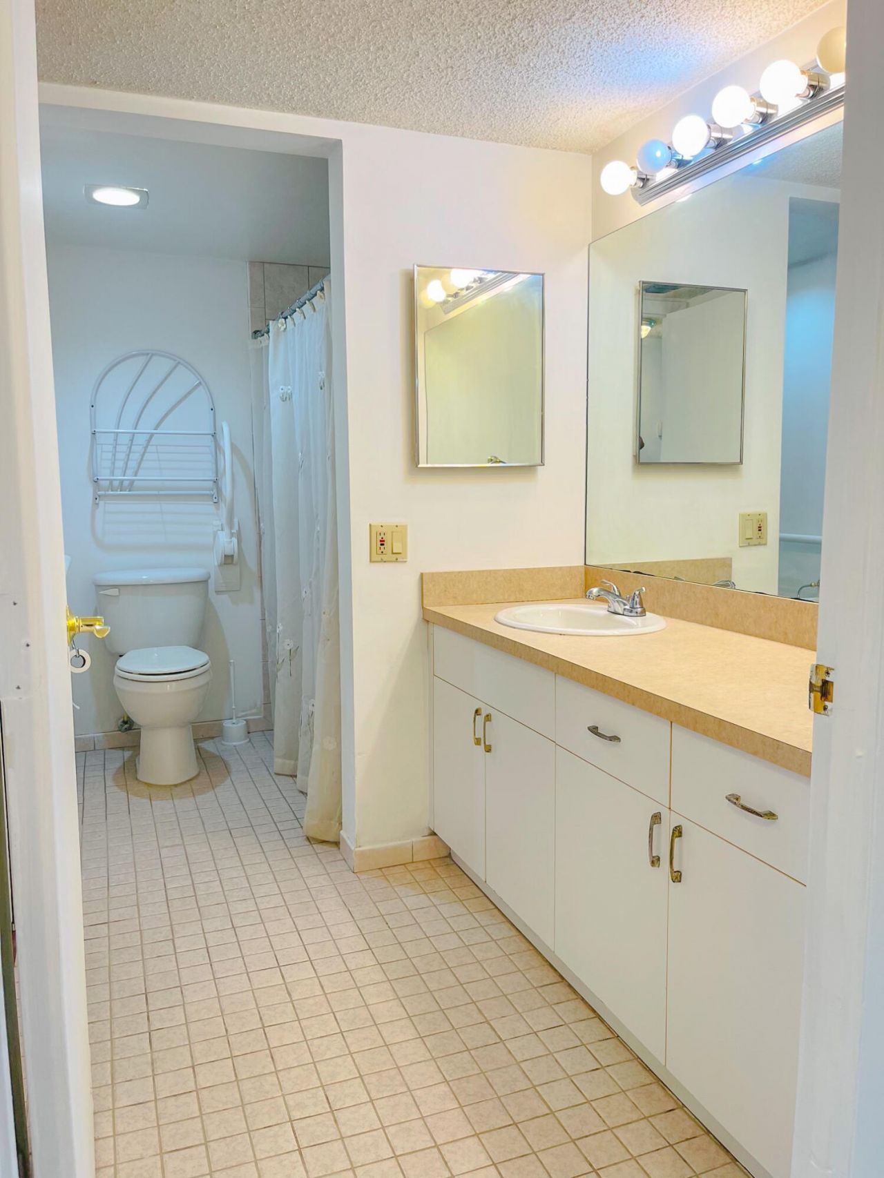 9101 Lime Bay Boulevard, Unit 114, Tamarac, FL 33321 Photo