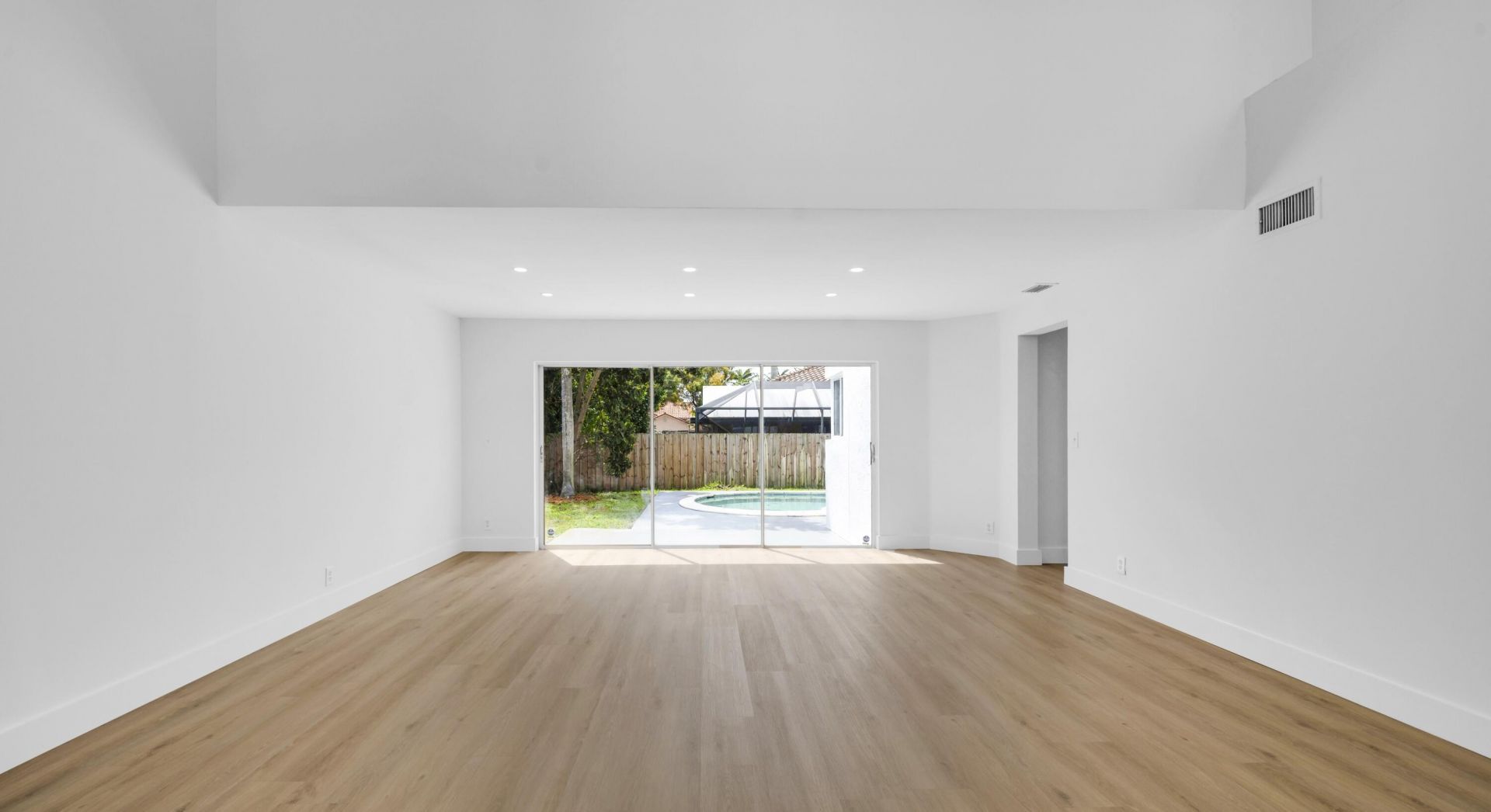 10372 SW 9th Lane, Pembroke Pines, FL 33025 Photo