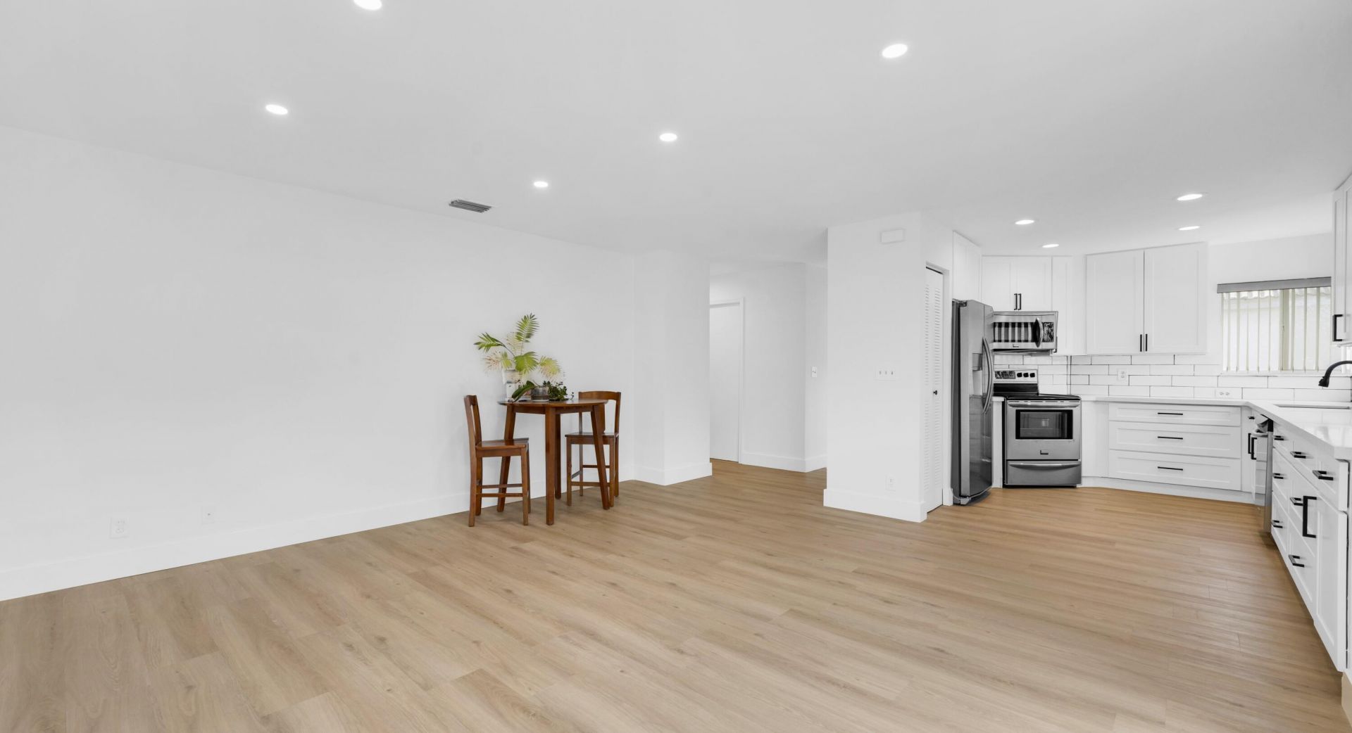 10372 SW 9th Lane, Pembroke Pines, FL 33025 Photo