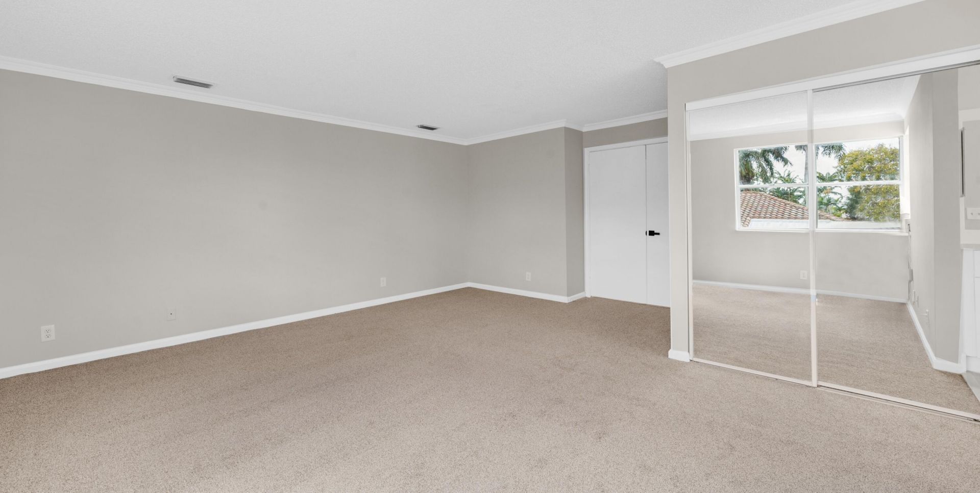 10372 SW 9th Lane, Pembroke Pines, FL 33025 Photo