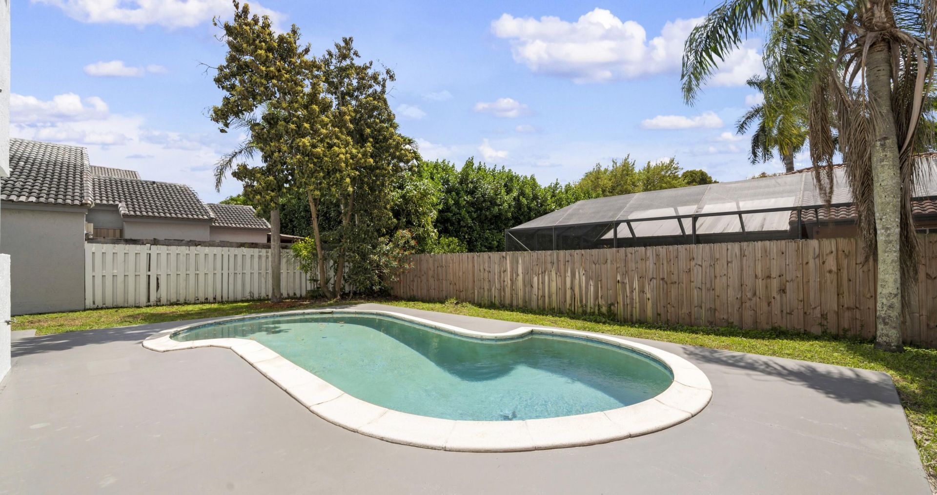 10372 SW 9th Lane, Pembroke Pines, FL 33025 Photo