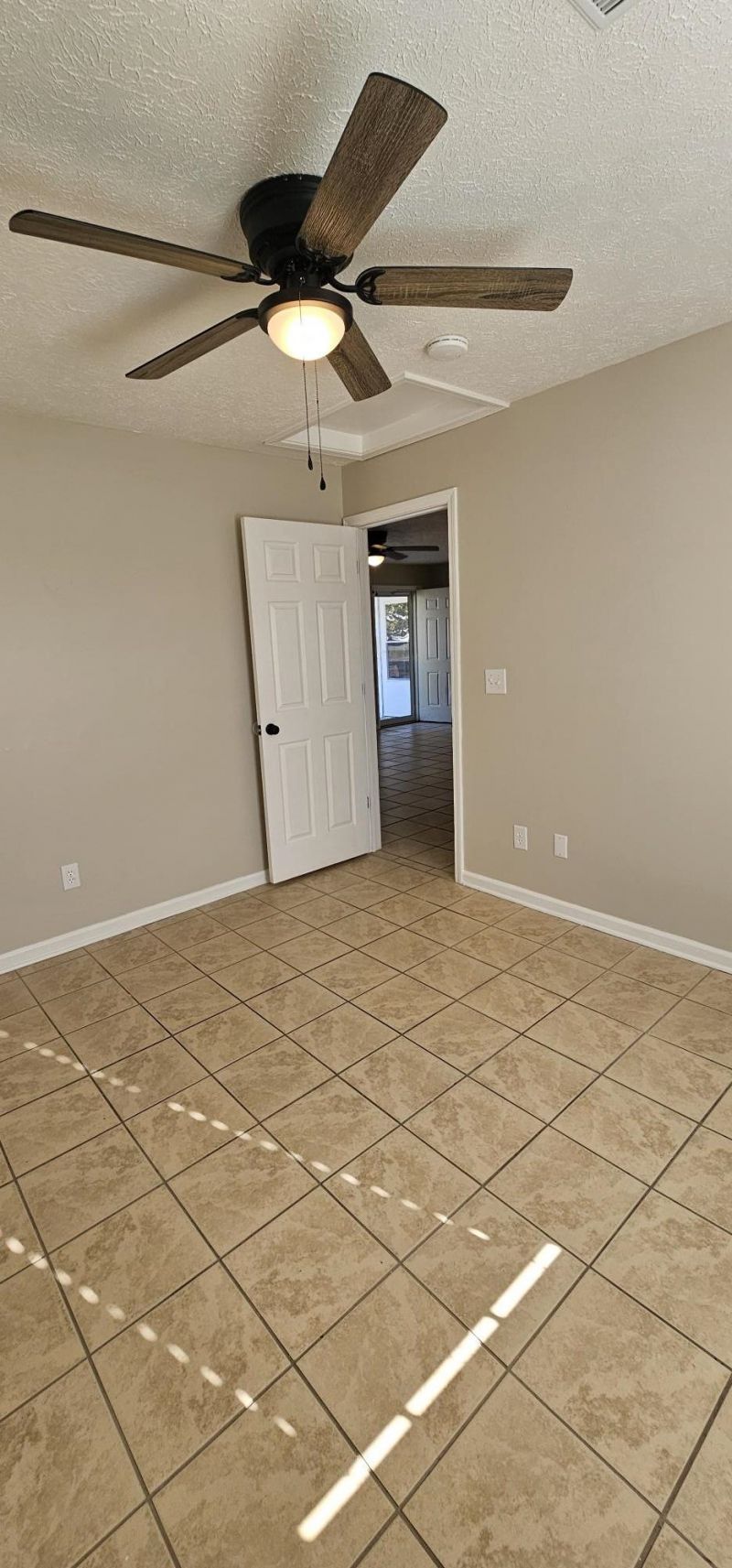 811 17th Ave. Photo 10