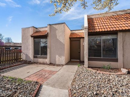 1041 Baywood Drive, Unit D, Sparks, NV 89434 Photo