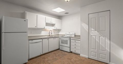 1041 Baywood Drive, Unit D, Sparks, NV 89434 Photo