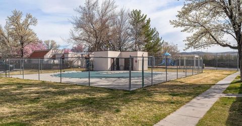 1041 Baywood Drive, Unit D, Sparks, NV 89434 Photo